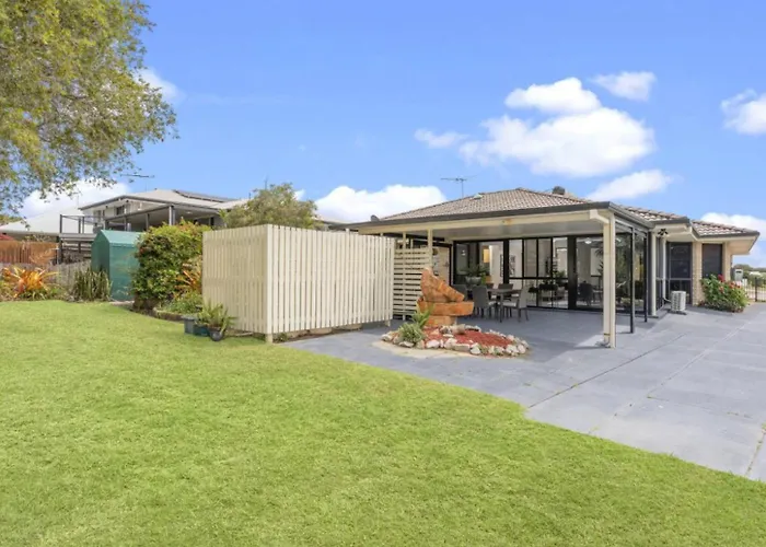 Serenity Shores Sandstone Point